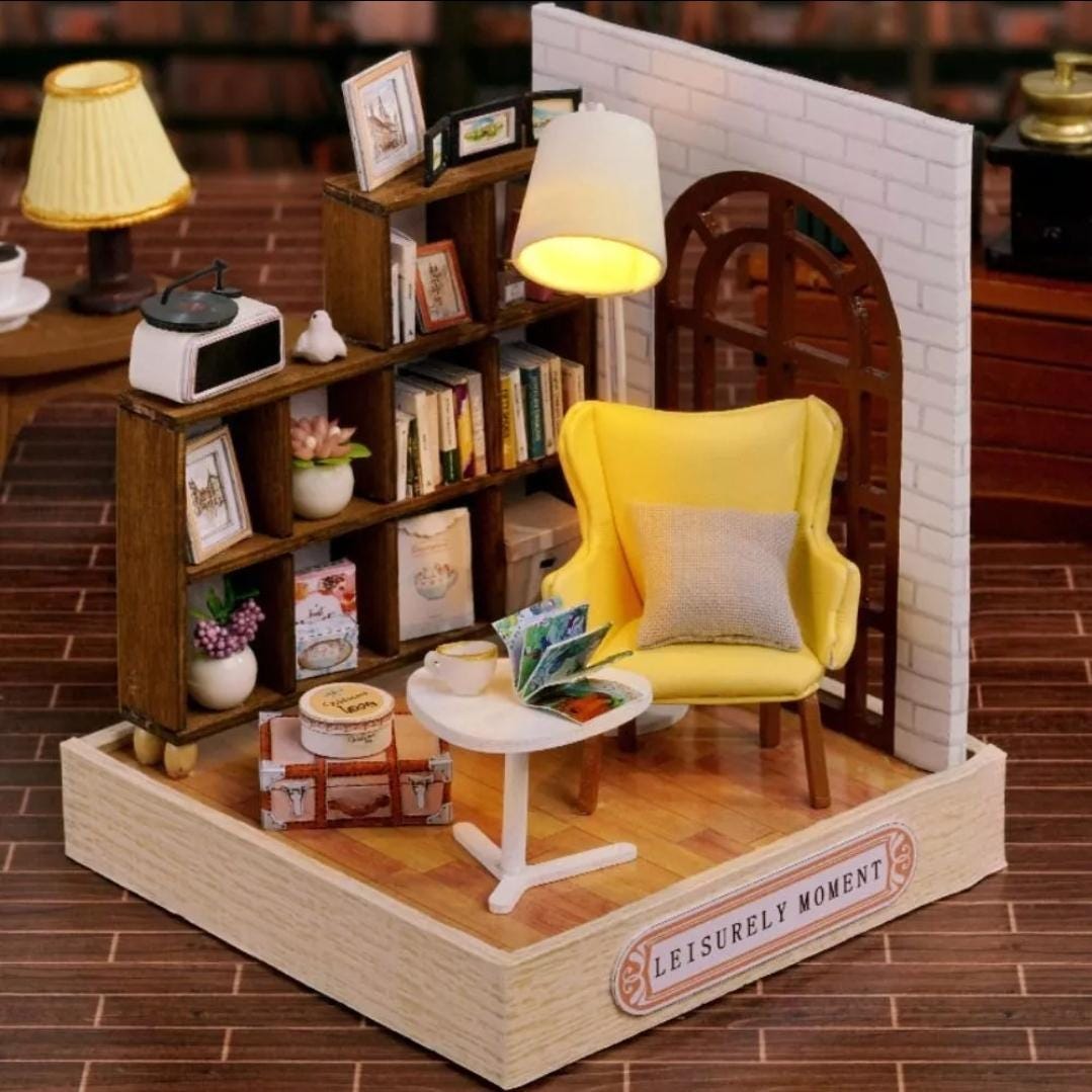 DIY Miniature Dollhouse Kit - Detailed Diorama for Collectors