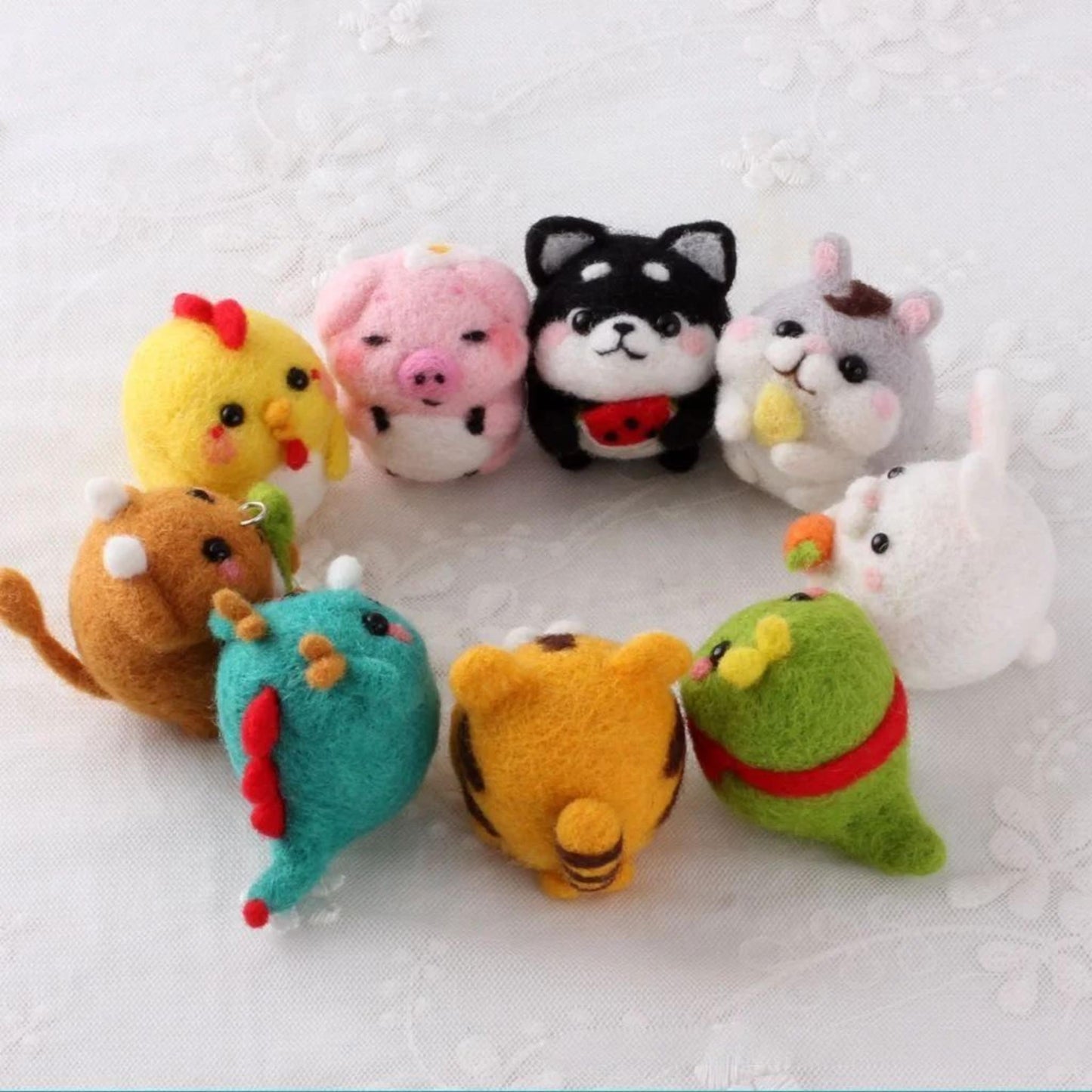 Needle Felting Starter Kit – 20‑Colour Wool Roving with Needles & Guide