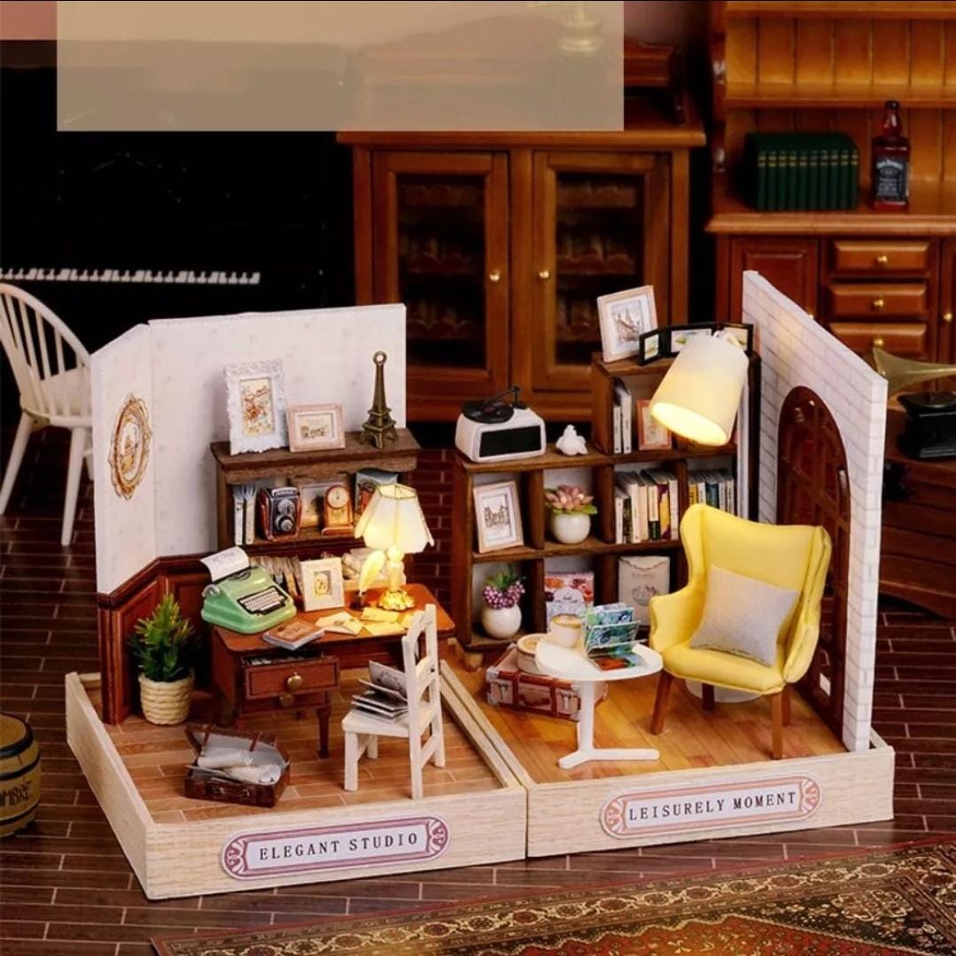 DIY Miniature Dollhouse Kit - Detailed Diorama for Collectors