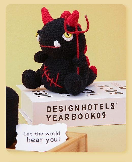 Crochet Dragon Kit for Beginners – DIY Halloween Plush Amigurumi with Yarn & Tools | Spooky Craft Gift with Video Tutorial