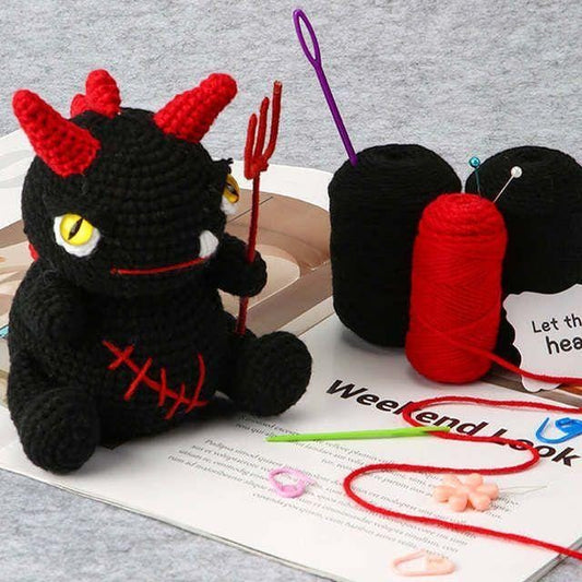 Crochet Dragon Kit for Beginners – DIY Halloween Plush Amigurumi with Yarn & Tools | Spooky Craft Gift with Video Tutorial