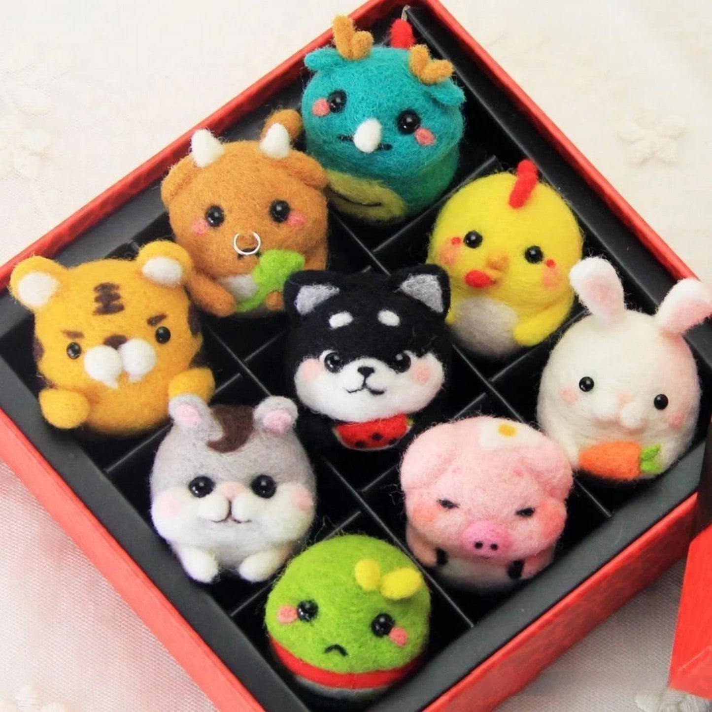 Needle Felting Starter Kit – 20‑Colour Wool Roving with Needles & Guide