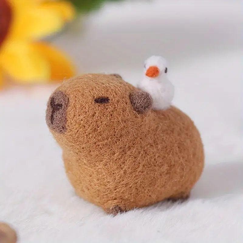 Capybara Needle Felting Kit - DIY Wool Felt Animal Craft Kit with Tools & Tutorial | Cute Handmade Gift | Beginner Needle Felt Kit