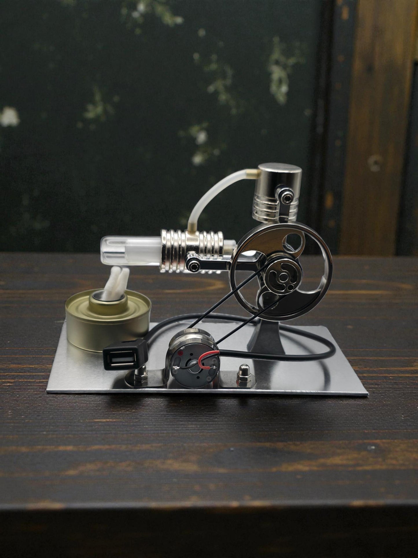 Stirling Engine Generator Model with USB Port and Flexible LED Light
